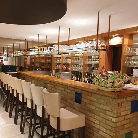 405 Op Zeedijk Met Frontaal Zeezicht 4de Verdiep * Middelkerke