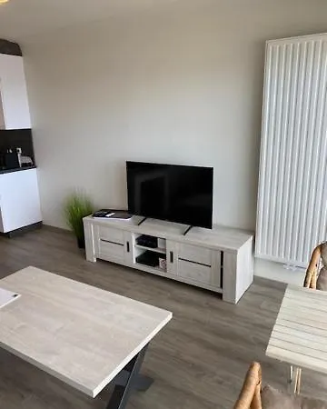 405 Op Zeedijk Met Frontaal Zeezicht 4de Verdiep Apartman Middelkerke